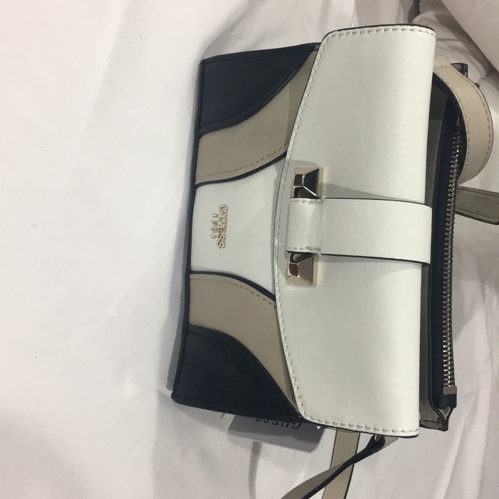 Guess crossbody/purse